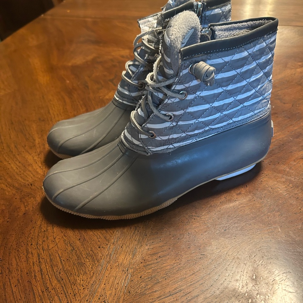 Sperry duck boots